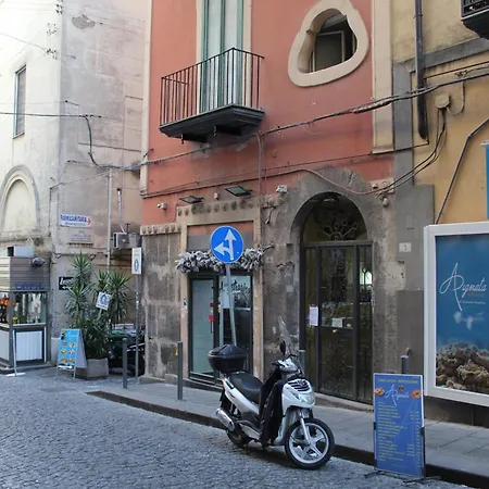 Blackwoody Contemporary - Centro Storico Via Toledo Guest house Naples